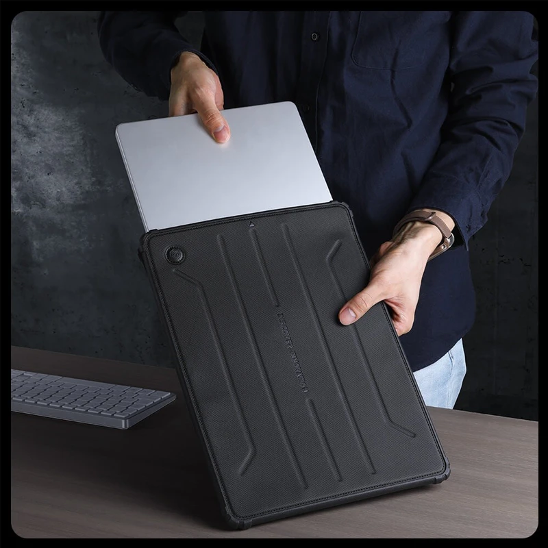قیمت و خرید کیف کلاسوری نیلکین مدل Bumper Frosted مناسب McBook Pro 16inch
